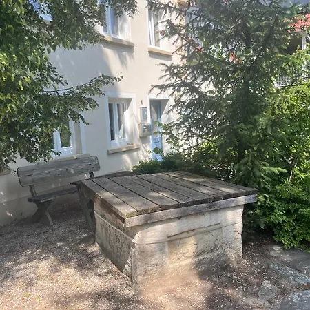 Im Stollenhof *